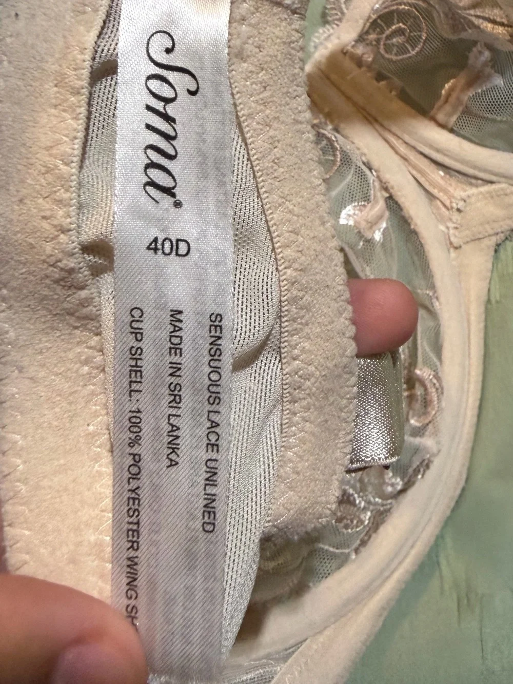 Soma sheer lace bra with floral embroidery, size 40D